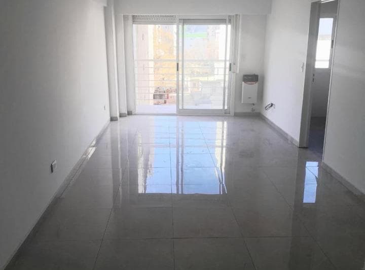 Venta Departamento 2 Ambientes en Villa Gral. Mitre - 2