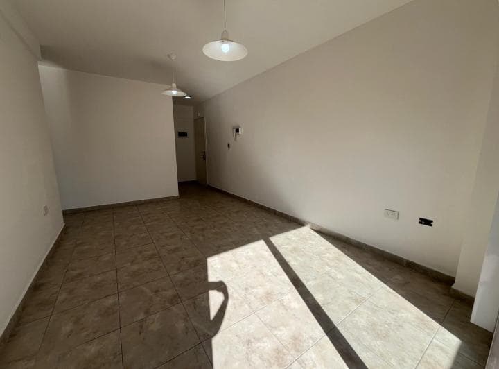 Departamento en Alquiler 2 Ambientes con Cochera - Moron - 3