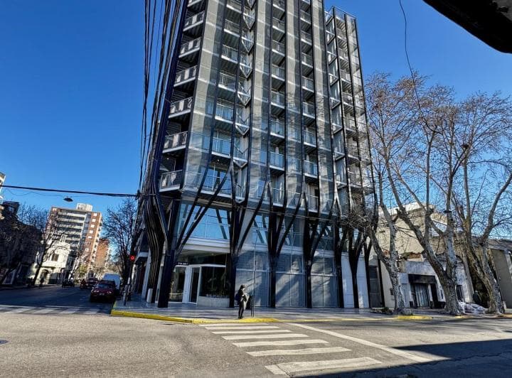 Departamento a Estrenar Tipo Triplex de 2 Dorm. en Venta Rosario - 3