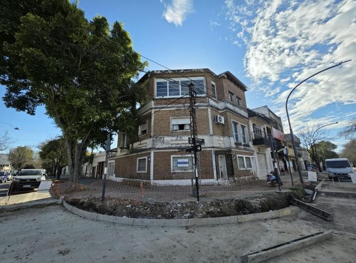 Casa en España y Hospitales - 2
