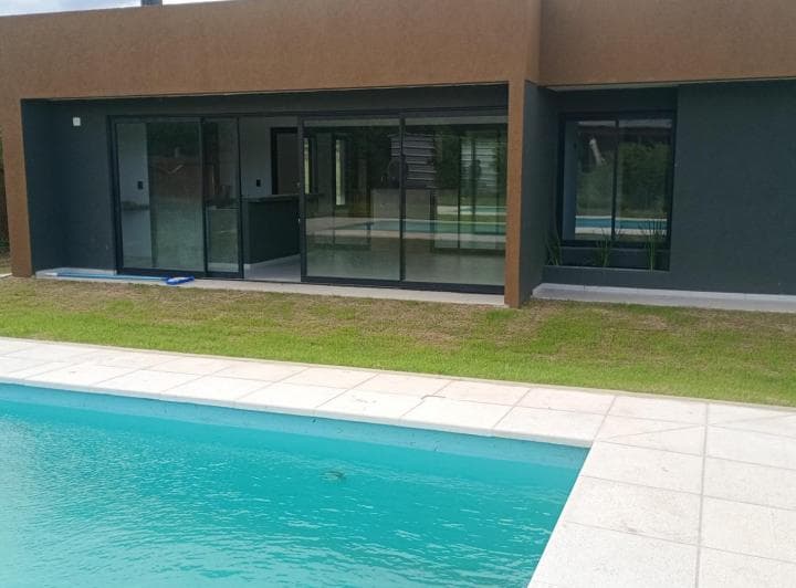 Casa de Categoria a Estrenar en Country Valle del Golf - 3