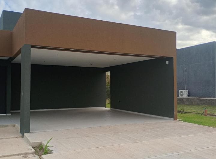 Casa de Categoria a Estrenar en Country Valle del Golf - 2