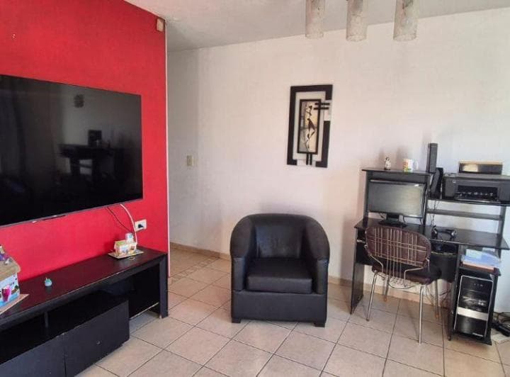 Venta. Casa 3 Dorm., La Calera, Apta Credito - 2