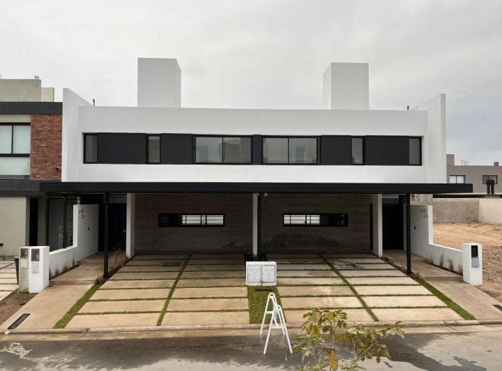Duplex en Venta de 3 Dorm. a m de Espacio Verde en Colinas de Manantiales - 3