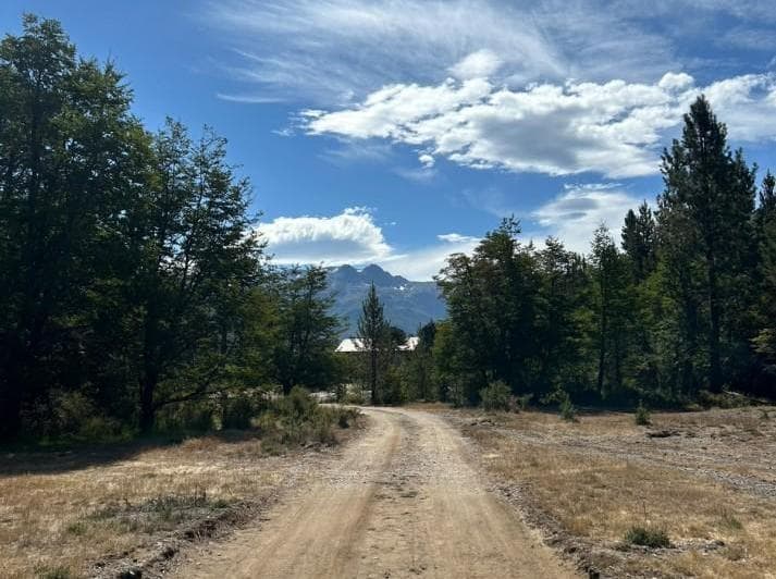 Lote en Moquehue con Salida Al Quillahue. 1400 m² - 5