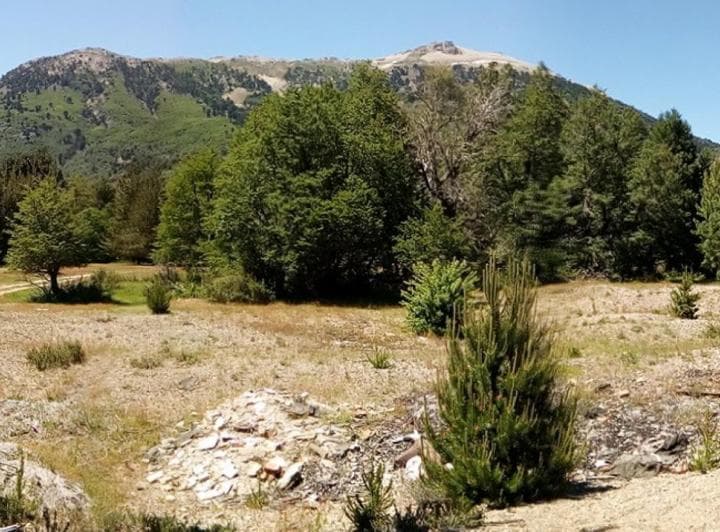 Lote en Moquehue con Salida Al Quillahue. 1400 m² - 2