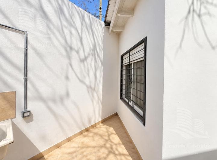 PH 2 Ambientes con Patio Al Frente en Alquiler en Boulogne - 3