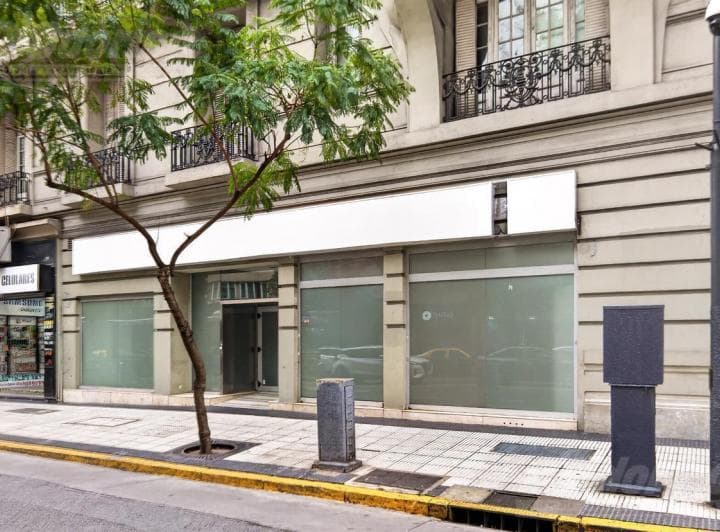 Excelente Local en Alquiler en Recoleta - 2