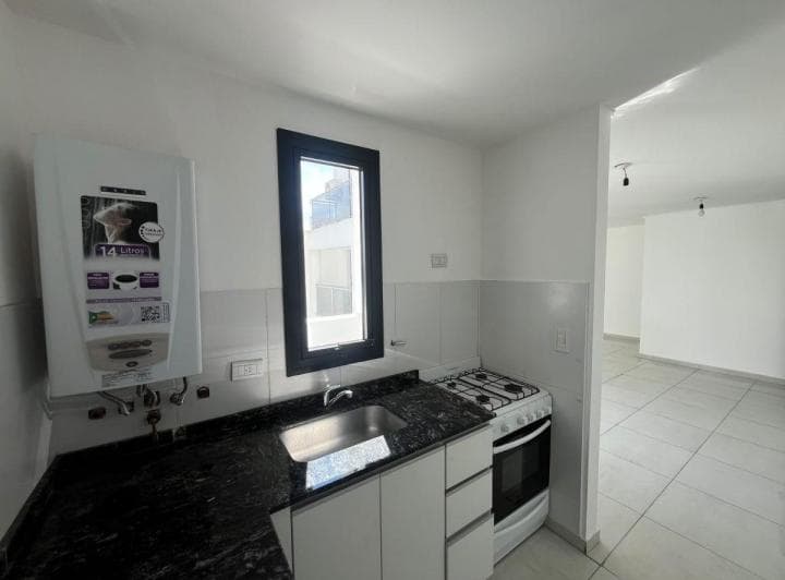 Departamento en Venta - 2 Dorm. - 2 Baños - Alberdi - Avellaneda 459 - 3