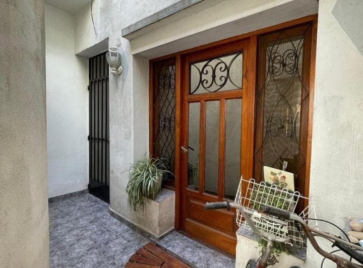 Casa en Venta - 4 Dorm. 2 Baños - 200 m² - Azul - 2