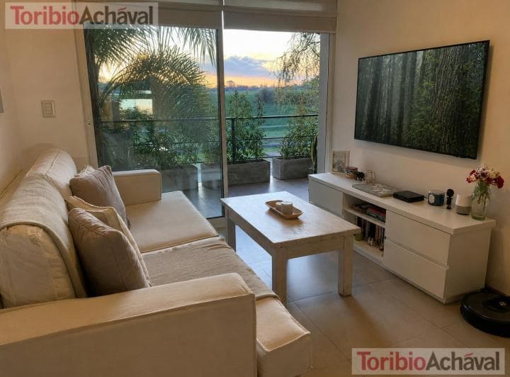 Bajó de Precio: Departamento 2 Ambientes con Cochera en Complejo Delta - Apto Crédito - 3