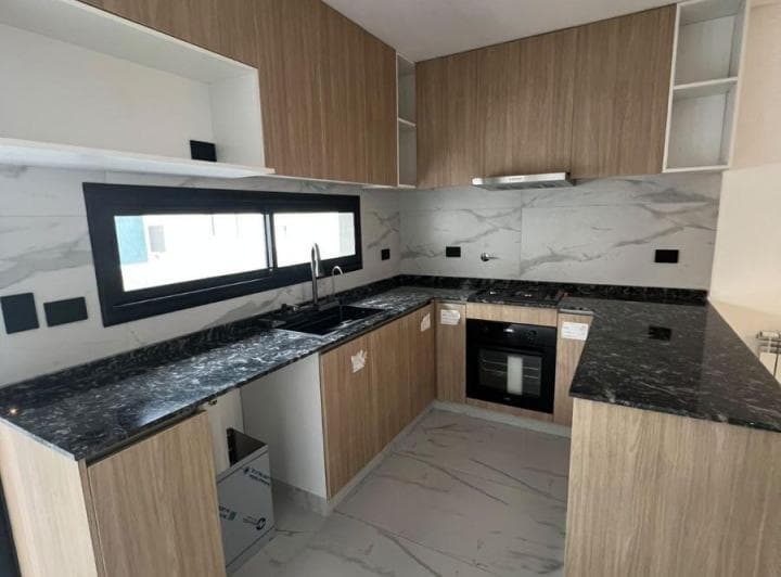 Villa Luro. Pola 900 Triplex/ph 4 Amb. 2 Cocheras Balcon y Patio - 5