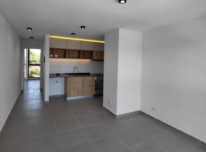 Alquiler Departamento 2 Ambientes en Moron. - 3