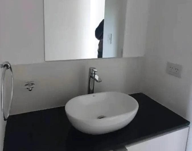 Casa en Venta - 2 Dorm. 1 Baño - 370 m - La Plata - Los Hornos. - 4