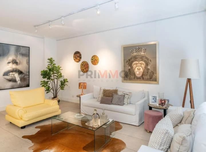 Venta Departamento en Recoleta de 3 Ambientes con Dependencia de Servicio. - 2