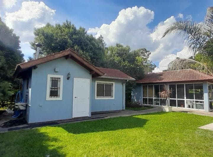 Venta Casa, Quincho y Pileta Climatizada, Parque Sakura, Exaltacion de La Cruz - 2