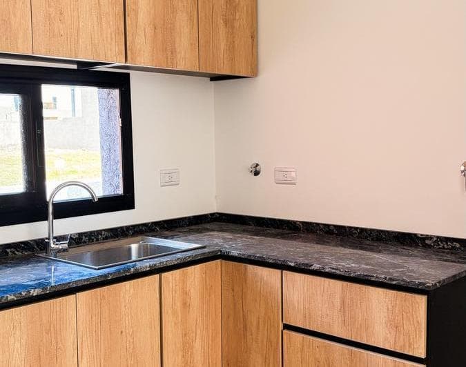 En Venta Casa en Rincones de Manantiales. 2 Dorm. Mudate Ya - 2
