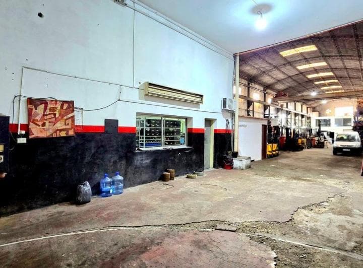 Venta Galpón Industrial 10x50 Múltiples Usos | Puente Grúa | Depto. 4 Amb con Terraza | Gral San Mar - 3