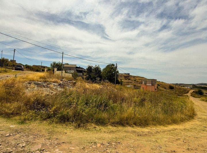 En Venta Terreno de 793 m² en Loteo Entre Sierras - 4