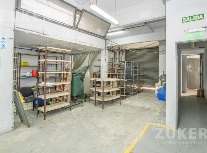 Paternal Depósito en Venta con Oficinas - 5