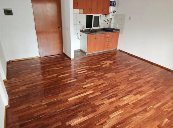 Venta 2 Ambientes Al Frente con Balcón. Apto Credito, Luminoso. Parrilla. Moreno Al 3000. Balvanera. - 2