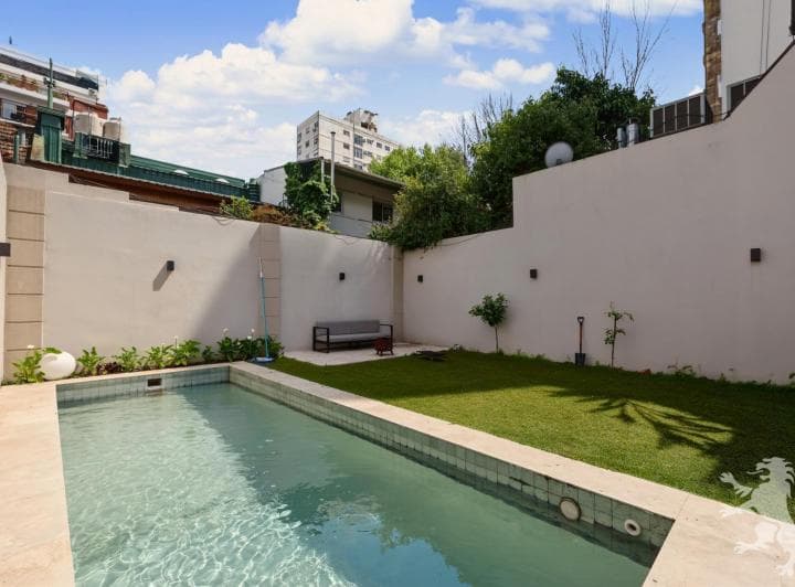 Casa Reciclada - Venta - 6 Ambientes - Jardin con Pileta - Playroom - Cocheras - Belgrano R - 4