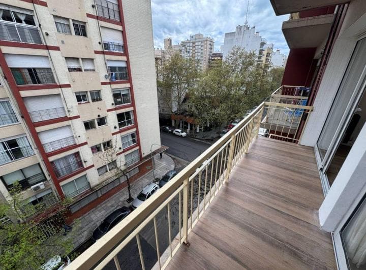 Departamento 3 Ambientes Al Frente en Macrocentro - 4