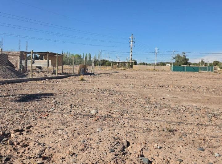 Terreno / Lote en Venta de 300 m² Ubicado en Cruz de Piedra - 4