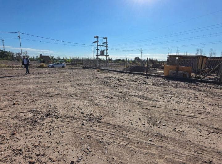 Terreno / Lote en Venta de 300 m² Ubicado en Cruz de Piedra - 2