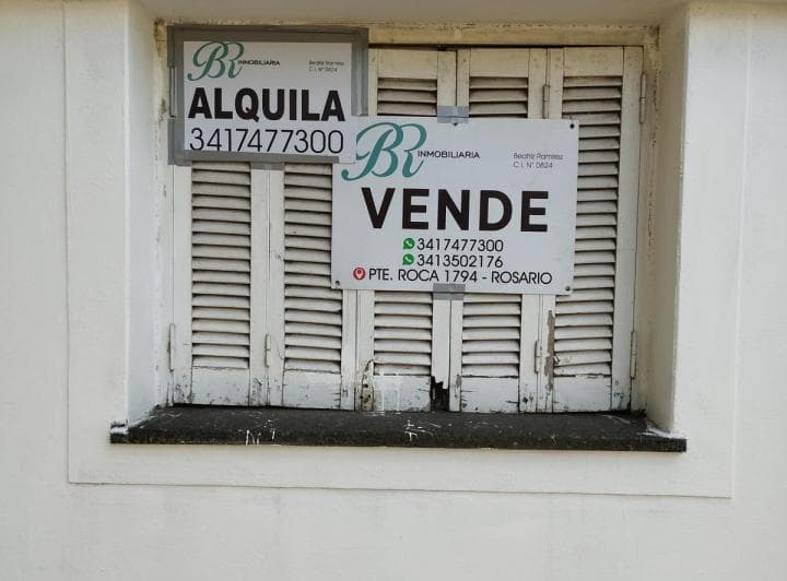 Casa de 2 Dorm. en B° Refineria. - 2