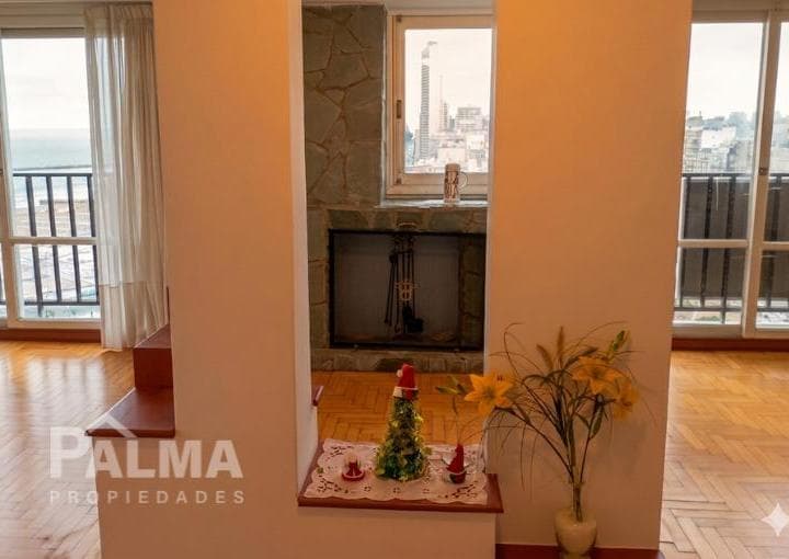 Departamento 3 Ambientes Frente con Cochera - Vista Al Mar - Plaza Colon - 5
