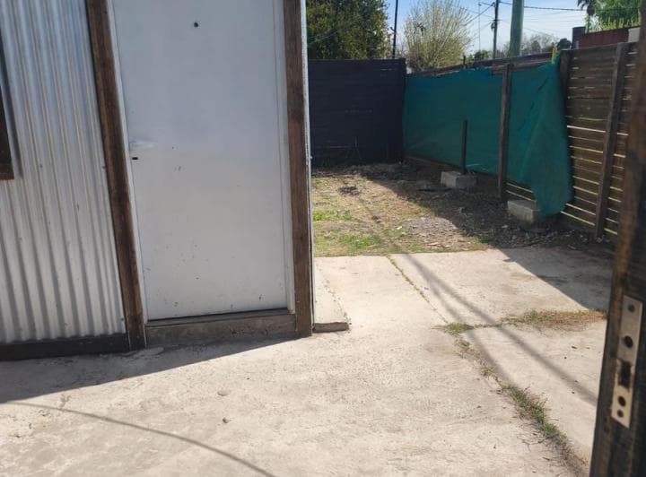 Casa en Alquiler - 1 Dormitorio 1 Baño - 28 m - La Plata - 2