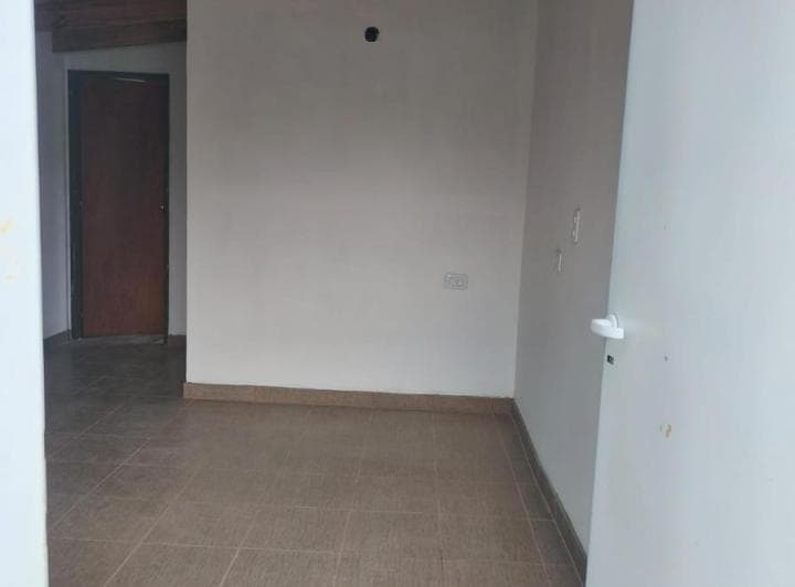 Casa en Alquiler - 1 Dormitorio 1 Baño - 28 m - La Plata - 3