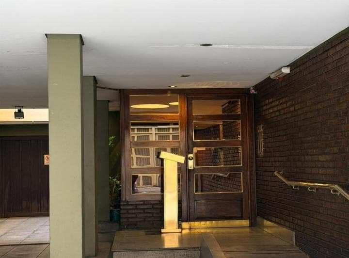 Departamento 3 Ambientes - Balcon Terraza - Luz y Sol - Seguridad 24hs - Edificio con Cocheras - 3