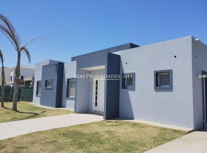 Venta Casa en Lagos de Canning 3 Dorm. - 3
