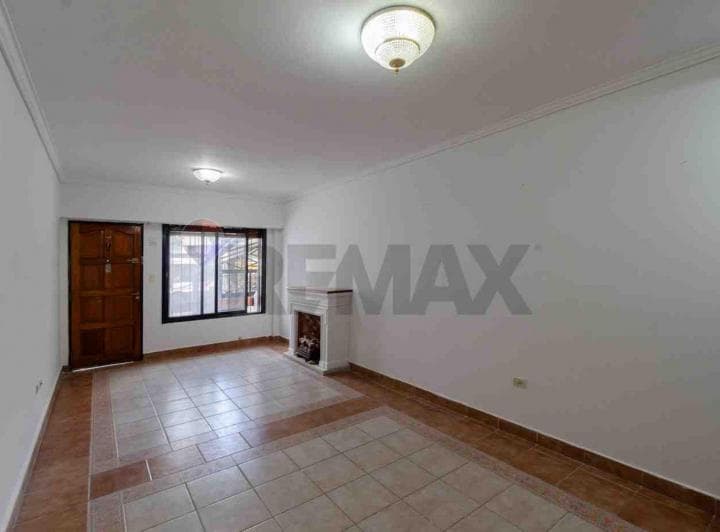 Venta PH Tipo Casa 4 Amb Parque Patricios Cochera - 2