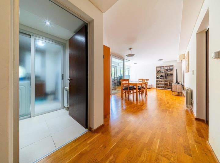 Piso Exclusivo de 2 Dorm. con Cochera Apto Credito - 4