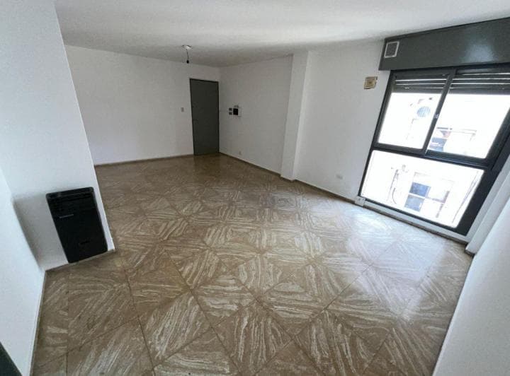 Departamento de 2 Dorm. en Marcelo T. de Alvear Al 300 - 2