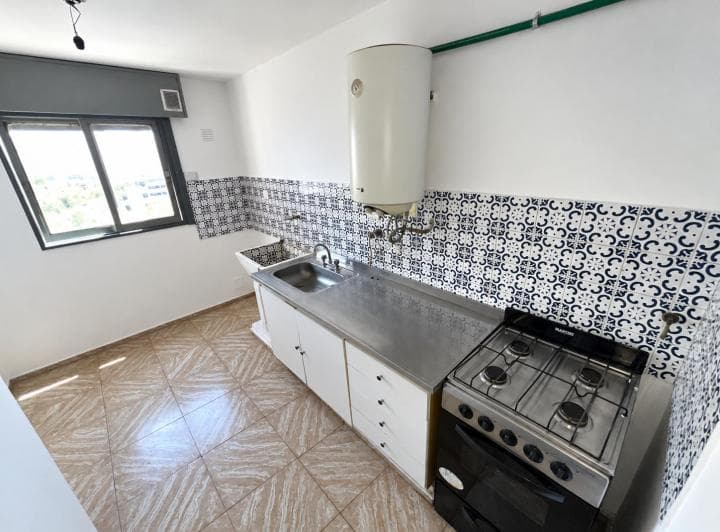 Departamento de 2 Dorm. en Marcelo T. de Alvear Al 300 - 3