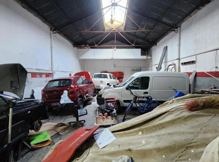 Galpón con Vivienda Sobre Av | 290 m² Totales | Ideal Logística, Taller o Depósito | Barracas - 5