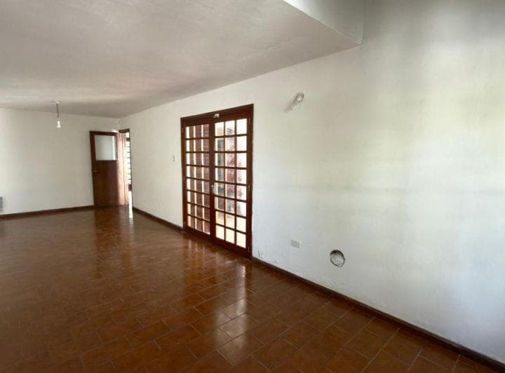 Casa en Venta en Alto Verde - 4 Dorm. - Lote de 500 m² - 5