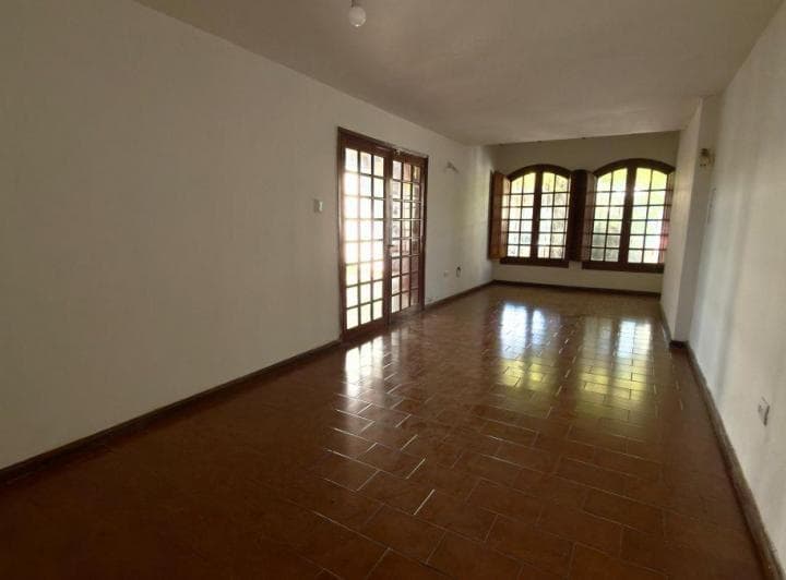 Casa en Venta en Alto Verde - 4 Dorm. - Lote de 500 m² - 4