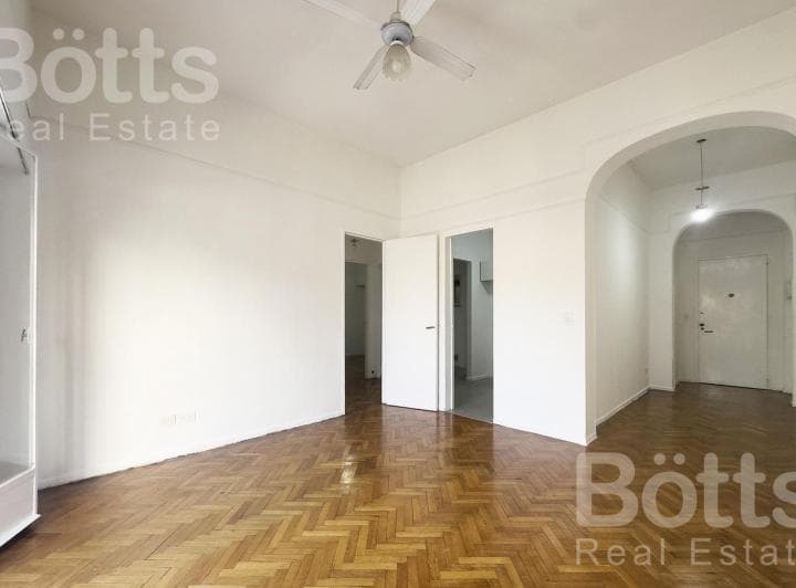 Venta Departamento 3 Ambientes con Balcon Balvanera - 3
