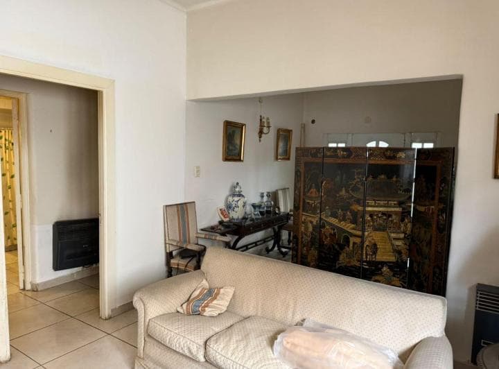 Hermosa Casa/ Almirante Brown N°1825 - 4