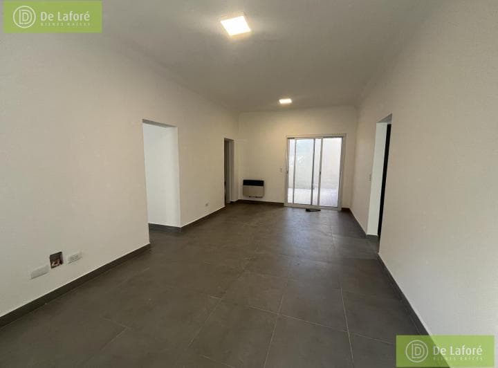 Venta - Casa 4 Amb. Reciclada a Nuevo en San Isidro, Apto Crédito, 2 Baños, Terraza con Parrilla - 5