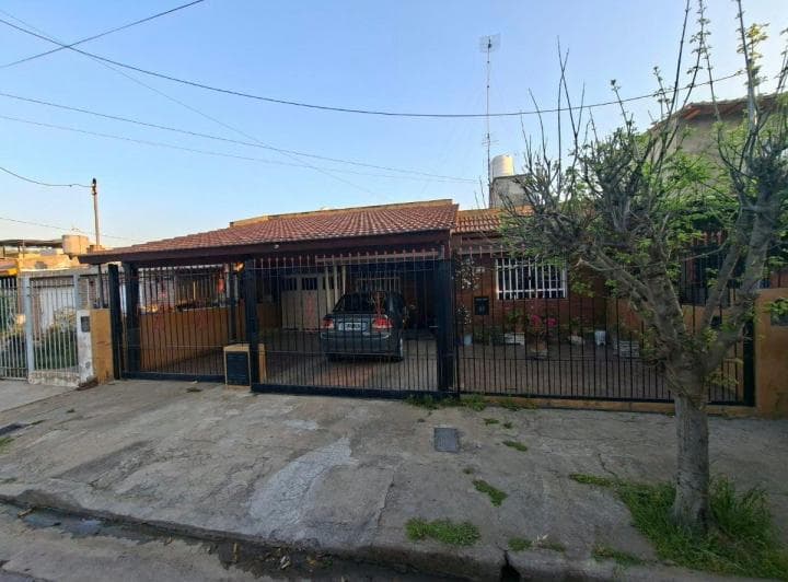 B° Santa Isabel ¡Gran Oportunidad! Casa 3 Dorm. + Pileta + Garaje Para 3 Autos – Apta Crédito - 3