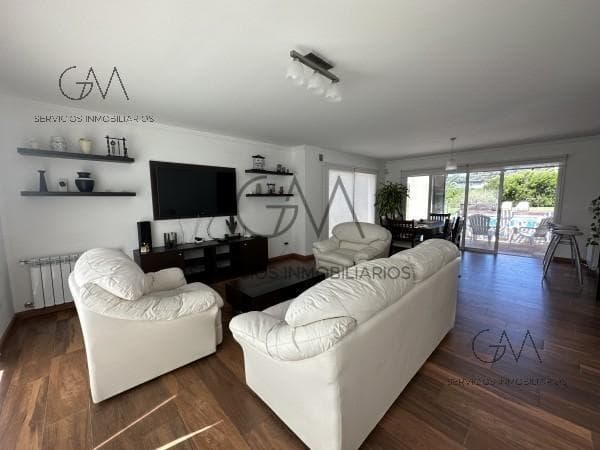 Casa en Alquiler Temporal en Arenas del Sur - 2