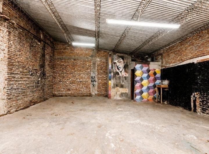 Lote de 8 X 25 m, en Excelente Ubicación, a m de Av Hipolito Yrigoyen - 4