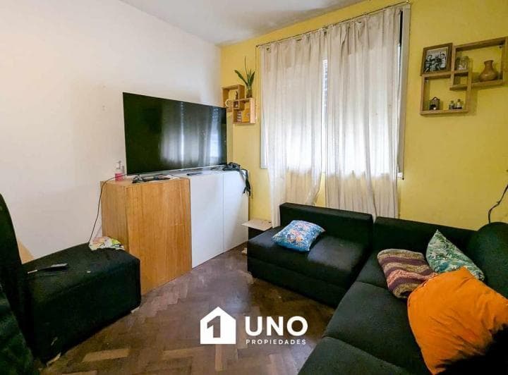 Piso Exclusivo de 2 Dorm. por Escaleras. - 3