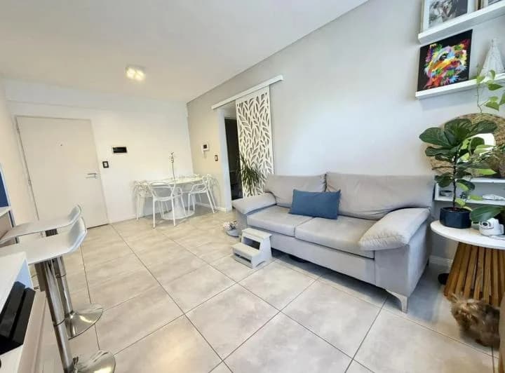 Venta Depto 2 Amb con Balcón y Cochera - Ituzaingó - 2